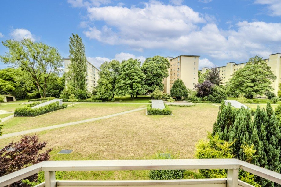 Blick vom Balkon Etagenwohnung M�nchen