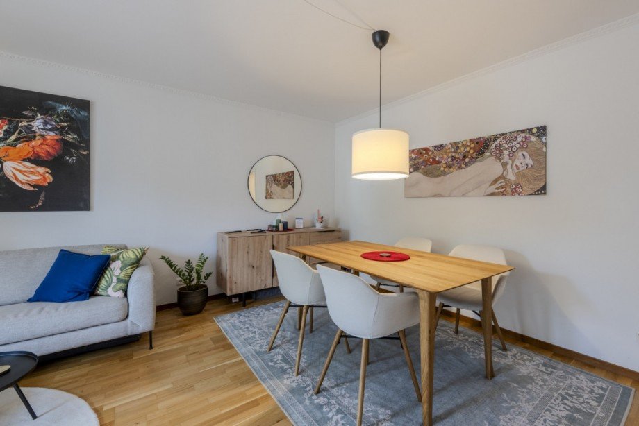 Wohnzimmer-Essseite Etagenwohnung M�nchen / Giesing