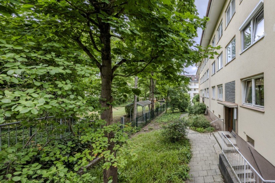 Innenhof/Eingangsseite Etagenwohnung M�nchen / Giesing